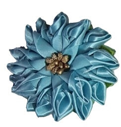 Grand Looking Shell Shaped Ribbon Hair Clip (Single Piece)