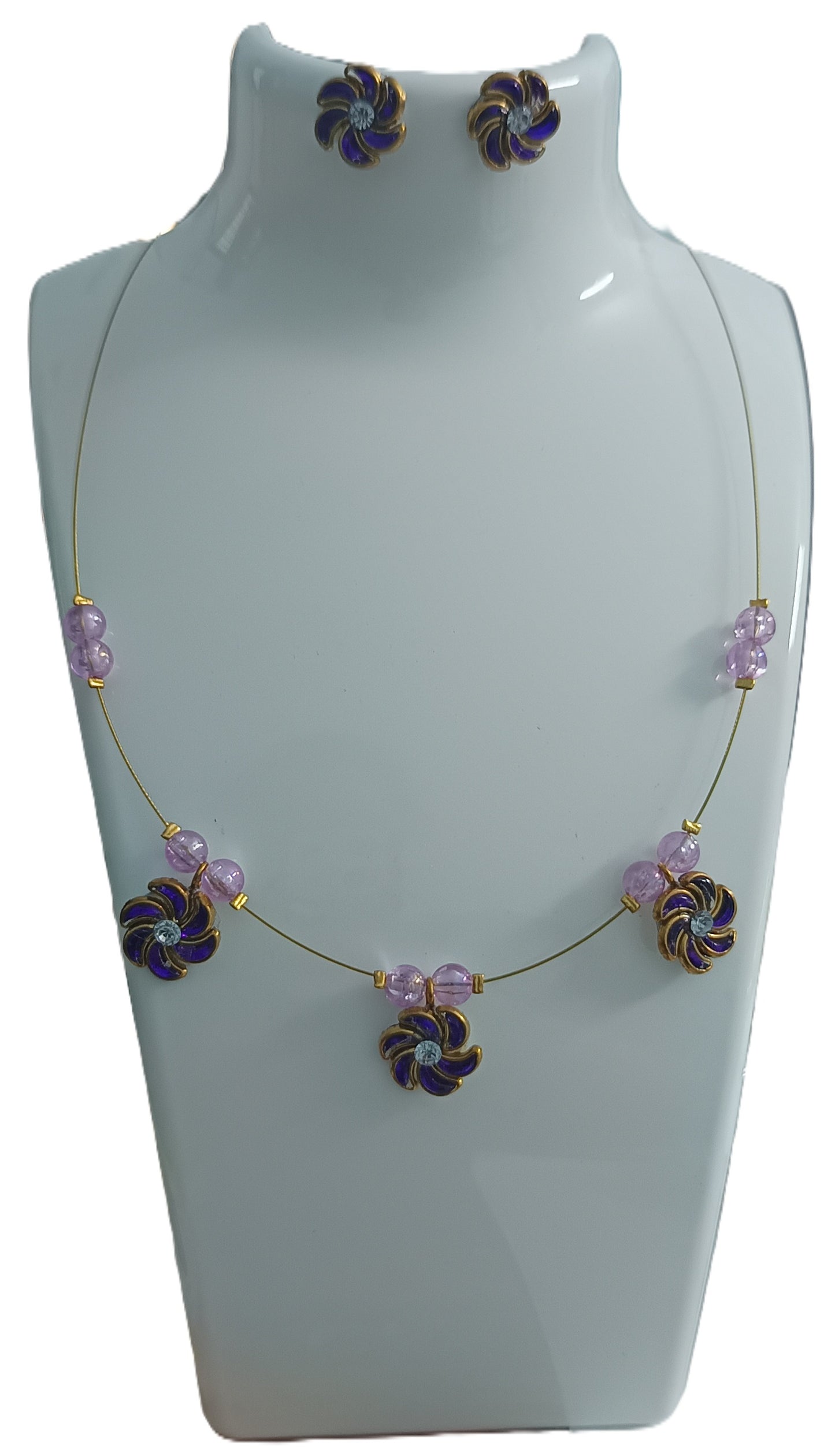 Intriguing Invisible Chain with Kundan Stones