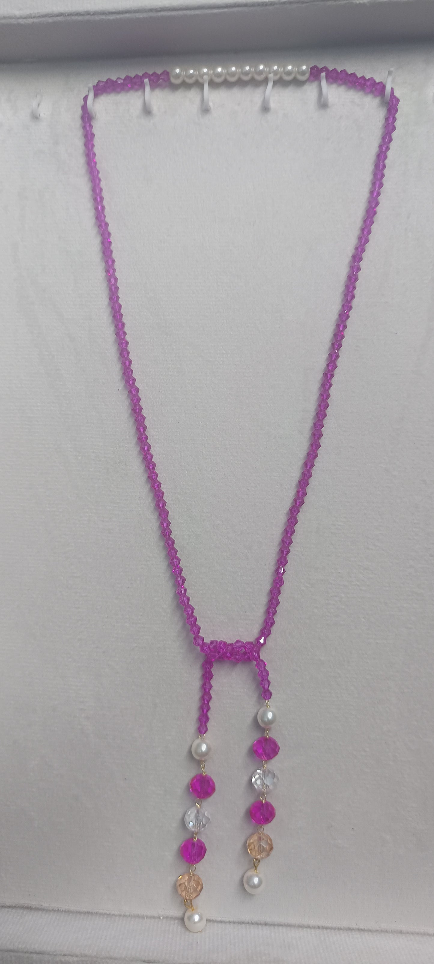 Stunning Single Layered Inverse Necklace